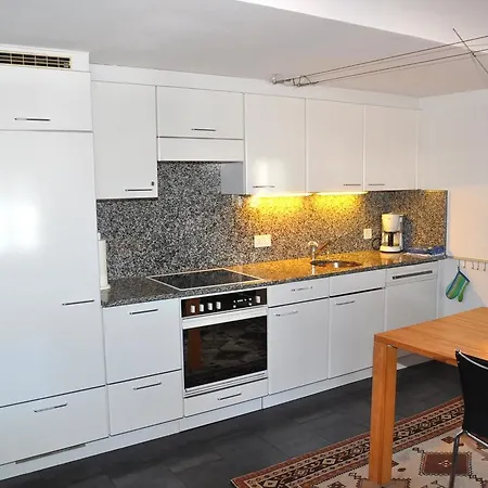 Apartment Plazzoel Suol Nr. 5 Scuol