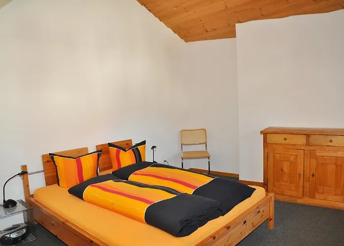 Apartamento Plazzoel Suol Nr. 5 *