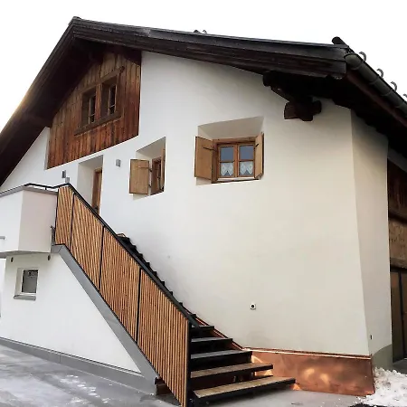 Plazzoel Suol Nr. 5 Lägenhet Scuol
